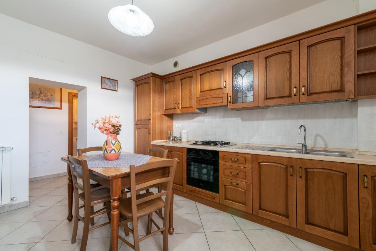 Papa Giuseppe La Cantina Cortona Esterno foto